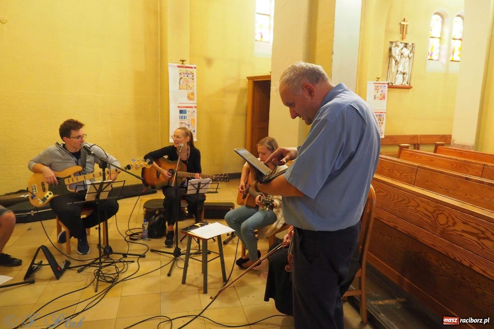 Zdjęcie w galerii na portalu naszraciborz.pl: Raciborski Festiwal Spotkałem Pana - dzień pierwszy wiadomości z regionu