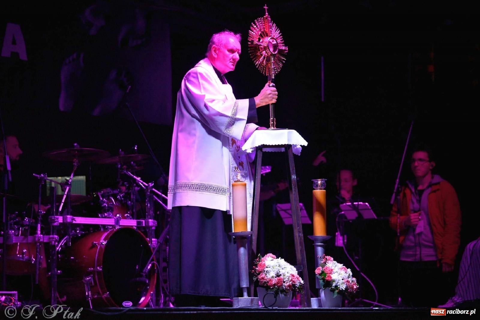 Zdjęcie w galerii na portalu naszraciborz.pl: Raciborski Festiwal Spotkałem Pana - dzień pierwszy wiadomości z regionu