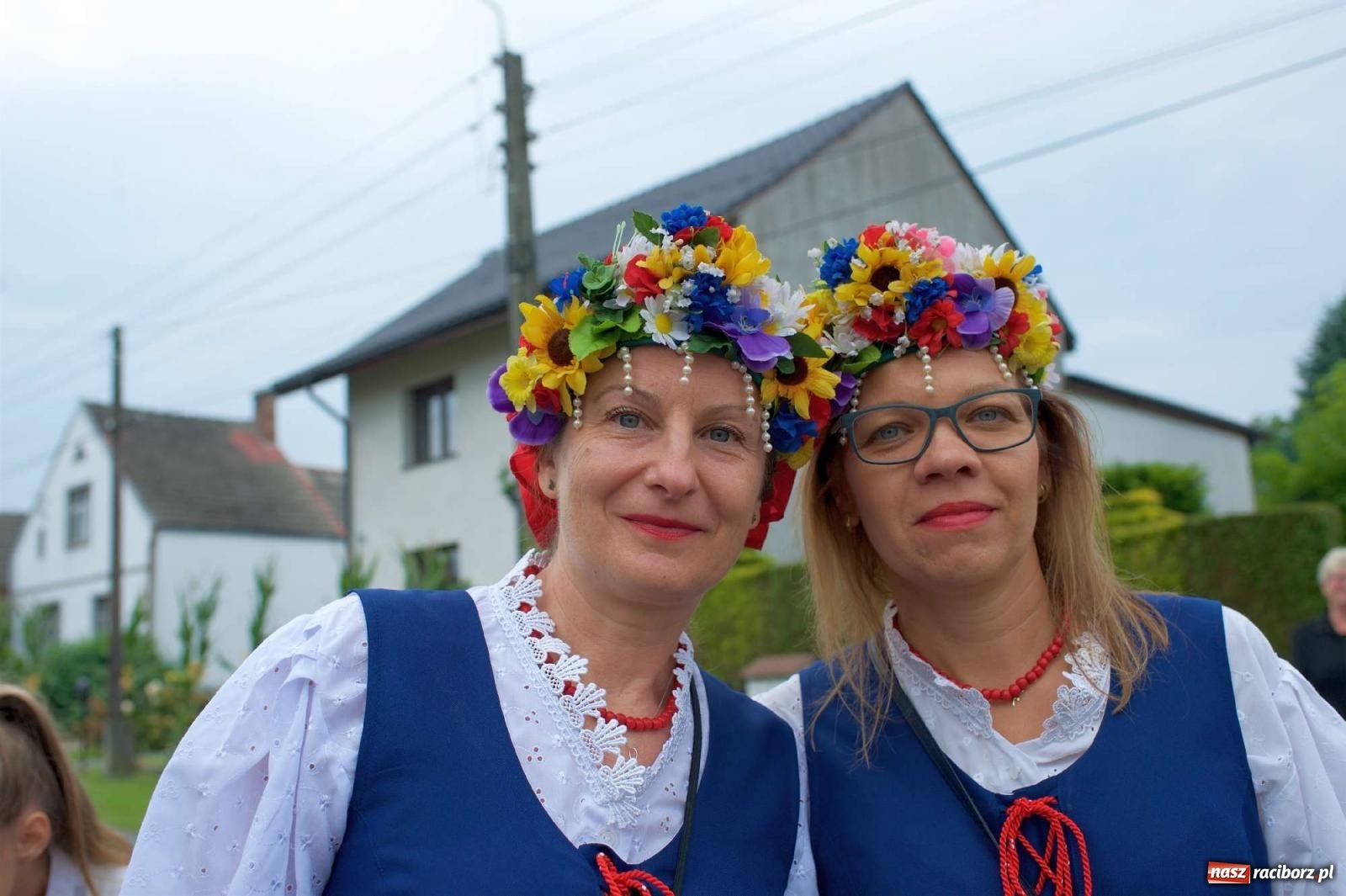 Zdjęcie w galerii na portalu naszraciborz.pl: Dożynki 2022. Dziś świętuje Tworków wiadomości z regionu