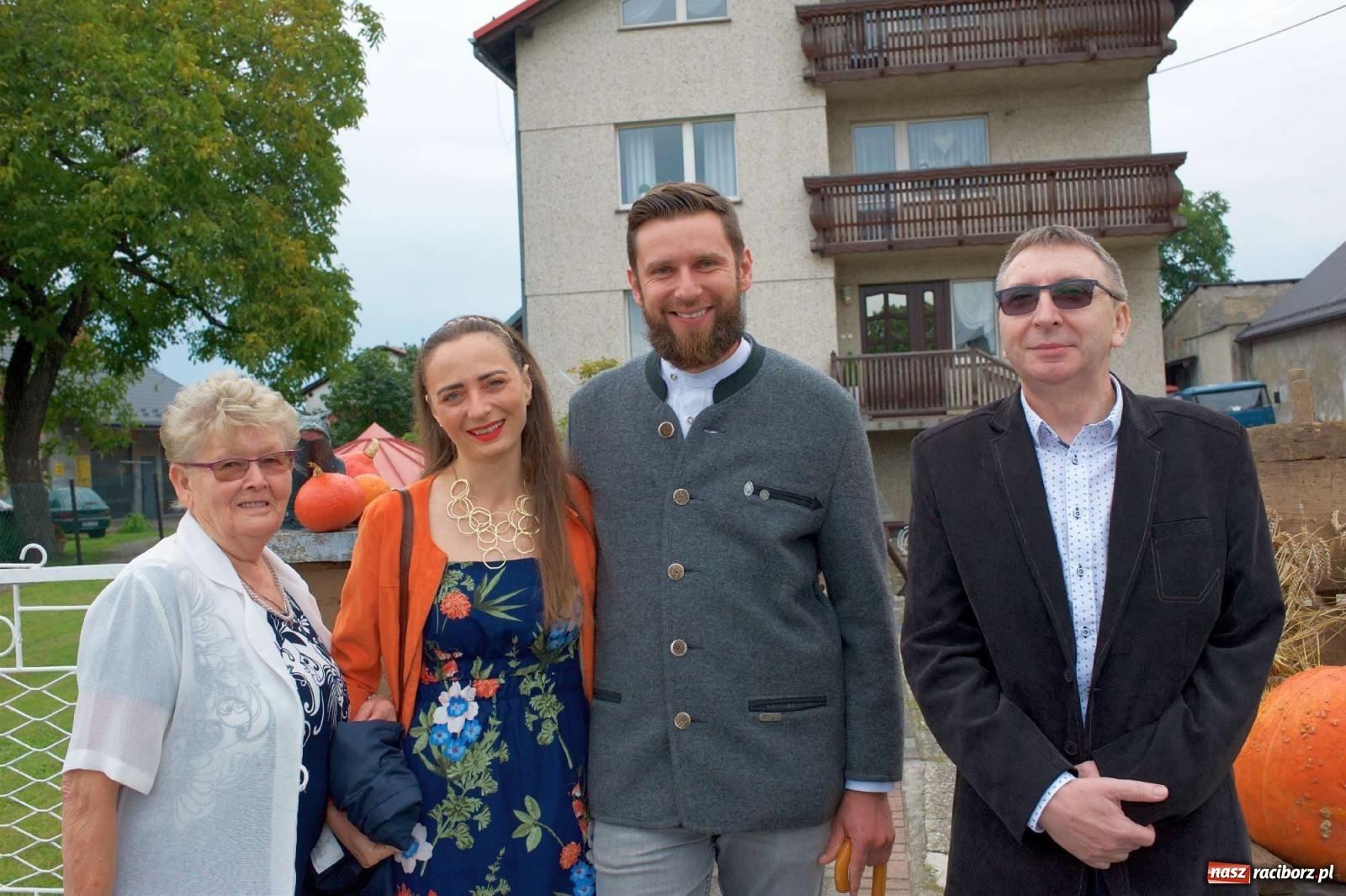 Zdjęcie w galerii na portalu naszraciborz.pl: Dożynki 2022. Dziś świętuje Tworków wiadomości z regionu