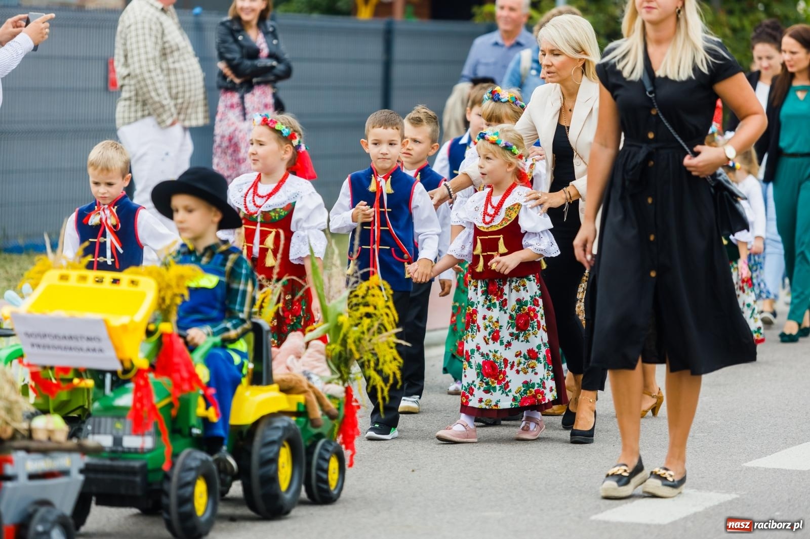 Zdjęcie w galerii na portalu naszraciborz.pl: Dożynki 2022. Bieńkowice podziękowały za plony [FOTO i WIDEO] wiadomości z regionu