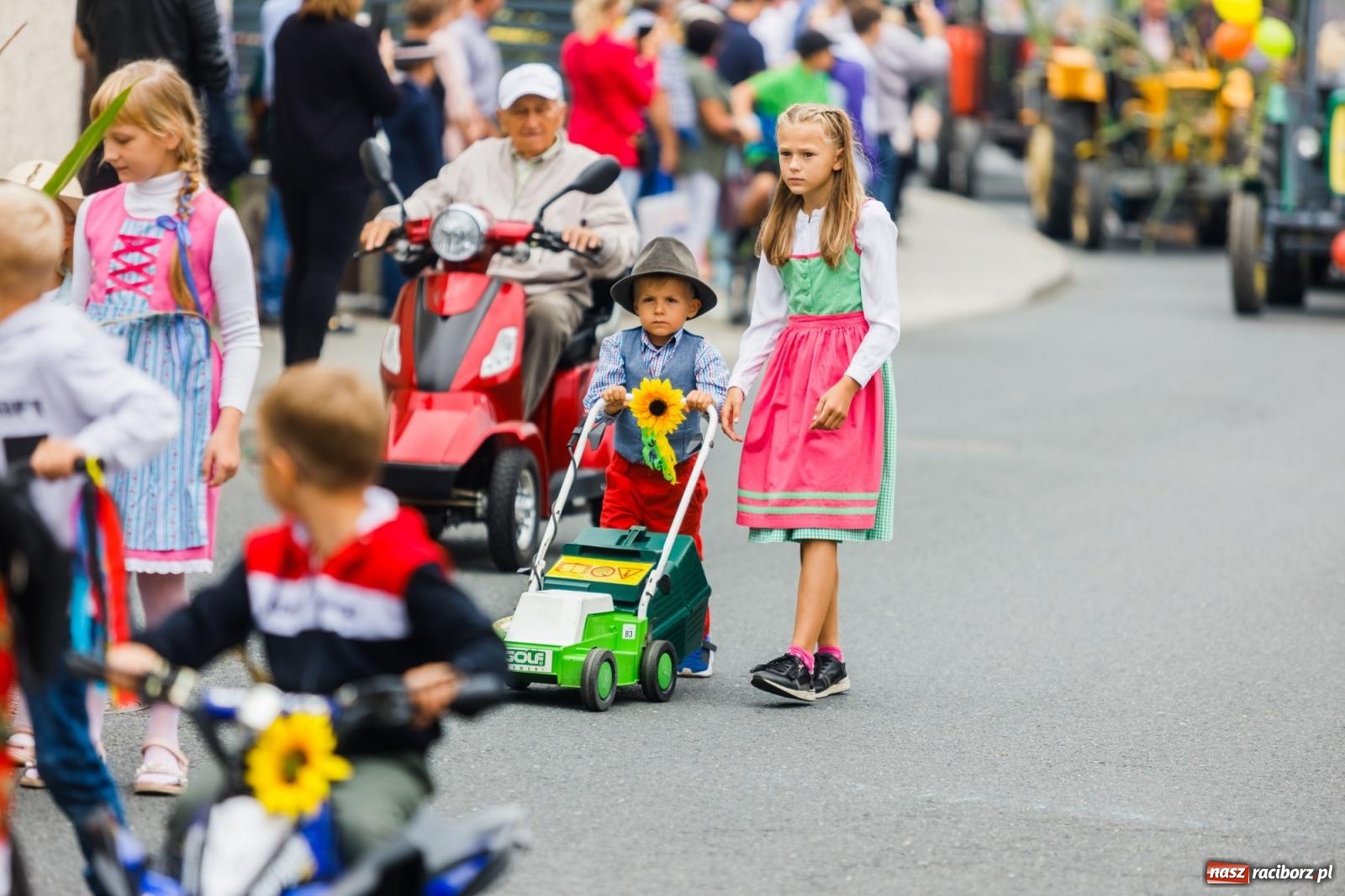 Zdjęcie w galerii na portalu naszraciborz.pl: Dożynki 2022. Studzienna dziękowała za plony [FOTO i WIDEO] wiadomości z regionu