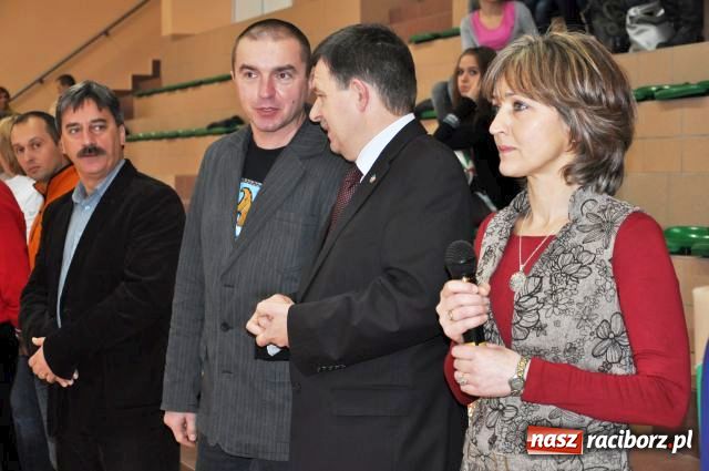 Zdjęcie w galerii na portalu naszraciborz.pl: Siatkarskie zmagania w Rudniku wiadomości z regionu