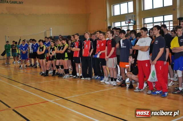 Zdjęcie w galerii na portalu naszraciborz.pl: Siatkarskie zmagania w Rudniku wiadomości z regionu