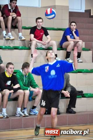 Zdjęcie w galerii na portalu naszraciborz.pl: Siatkarskie zmagania w Rudniku wiadomości z regionu