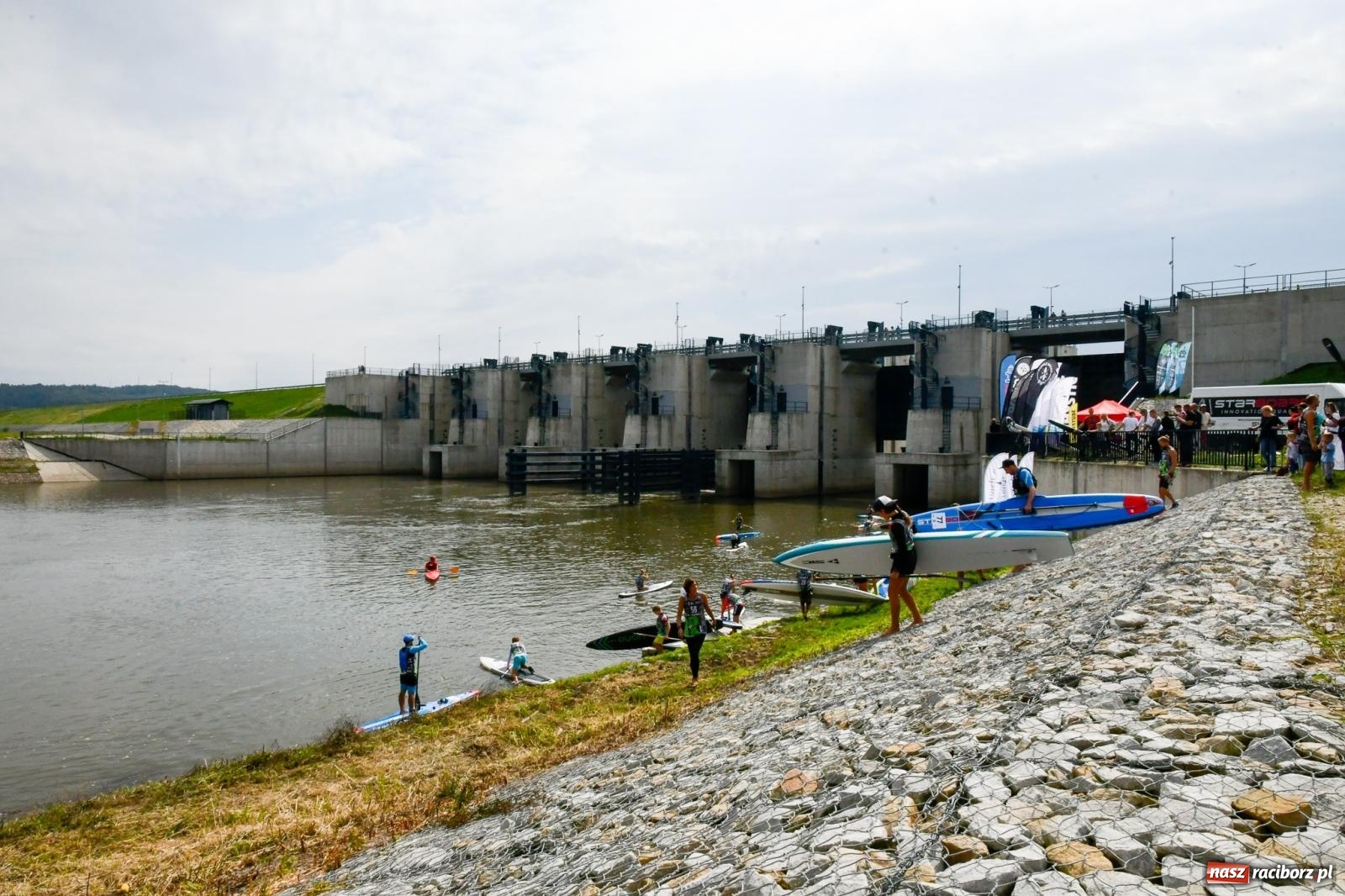 Zdjęcie w galerii na portalu naszraciborz.pl: Regaty pod zaporą czołową zbiornika Racibórz [FOTO i WIDEO] wiadomości z regionu
