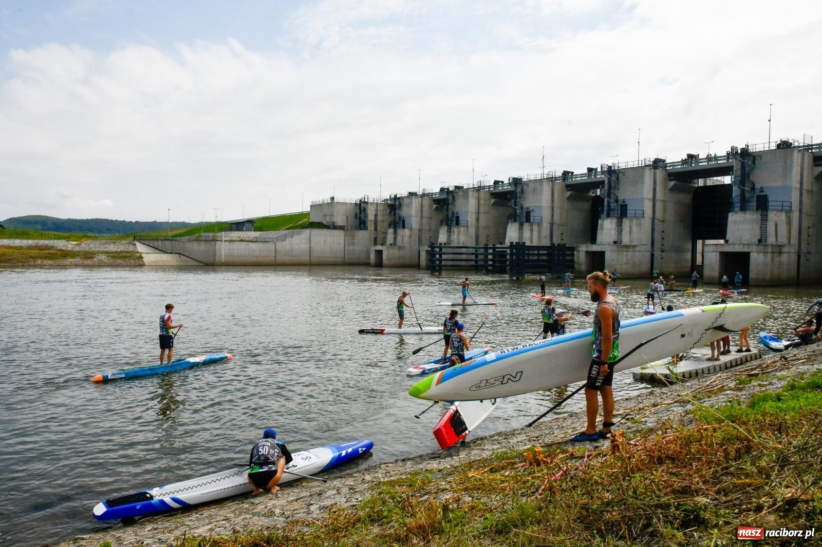 Zdjęcie w galerii na portalu naszraciborz.pl: Regaty pod zaporą czołową zbiornika Racibórz [FOTO i WIDEO] wiadomości z regionu