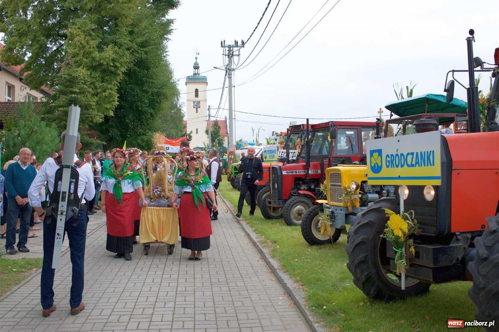 Zdjęcie w galerii na portalu naszraciborz.pl: Dożynki gminy Pietrowice Wielkie - SAMBOROWICE 2022 [FOTO i WIDEO] wiadomości z regionu