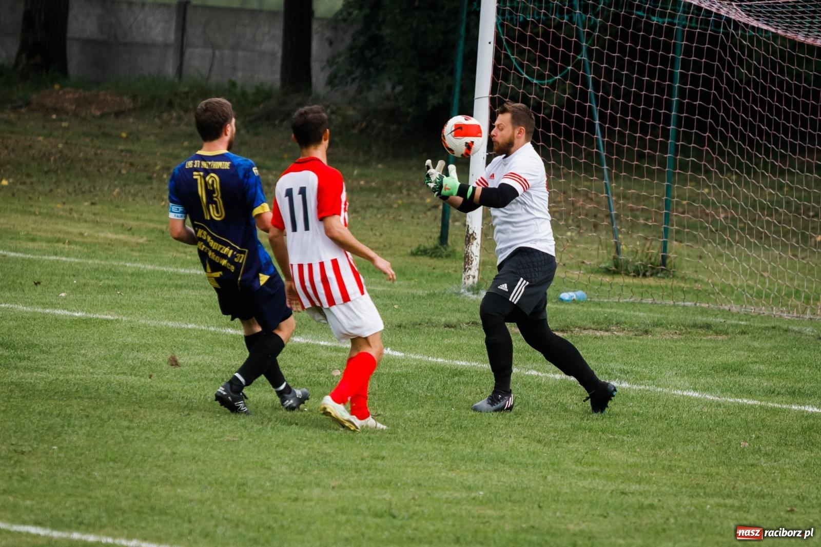 Zdjęcie w galerii na portalu naszraciborz.pl: B klasa. Podział punktów w Owsiszczach [FOTO] wiadomości z regionu