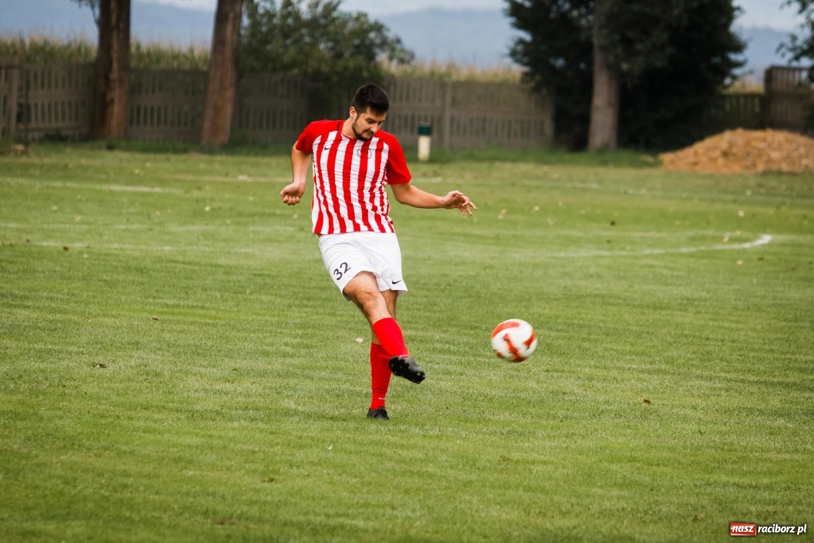 Zdjęcie w galerii na portalu naszraciborz.pl: B klasa. Podział punktów w Owsiszczach [FOTO] wiadomości z regionu