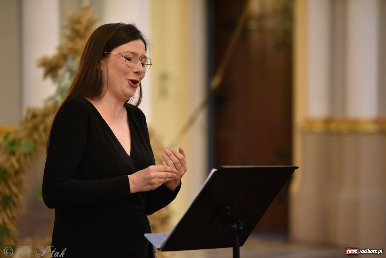 Zdjęcie w galerii na portalu naszraciborz.pl: XXIX Międzynarodowy Festiwal Muzyki Odnalezionej - koncert na Ostrogu [FOTO i WIDEO] wiadomości z regionu