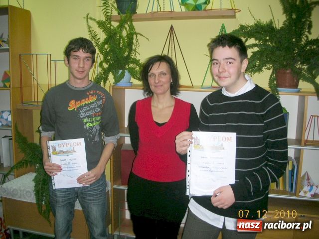 Zdjęcie w galerii na portalu naszraciborz.pl: Konkurs wiedzy o krajach anglojęzycznych wiadomości z regionu