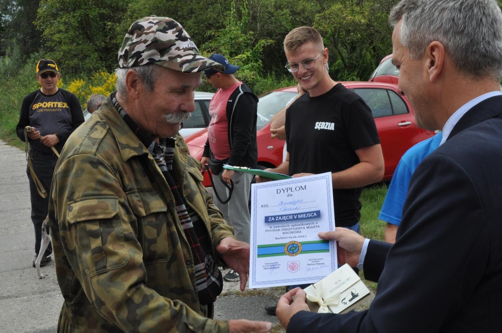 Zdjęcie w galerii na portalu naszraciborz.pl: Wędkarze rywalizowali o Puchar Prezydenta wiadomości z regionu
