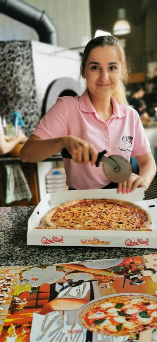 Zdjęcie w galerii na portalu naszraciborz.pl: Pizzeria Emilia Romagna poszukuje nowych pracowników wiadomości z regionu