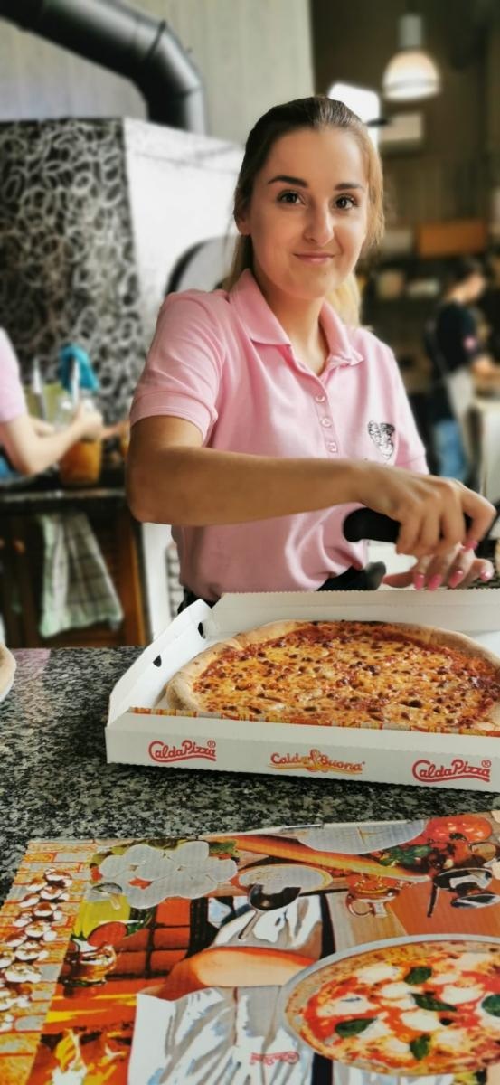 Zdjęcie w galerii na portalu naszraciborz.pl: Pizzeria Emilia Romagna poszukuje nowych pracowników wiadomości z regionu