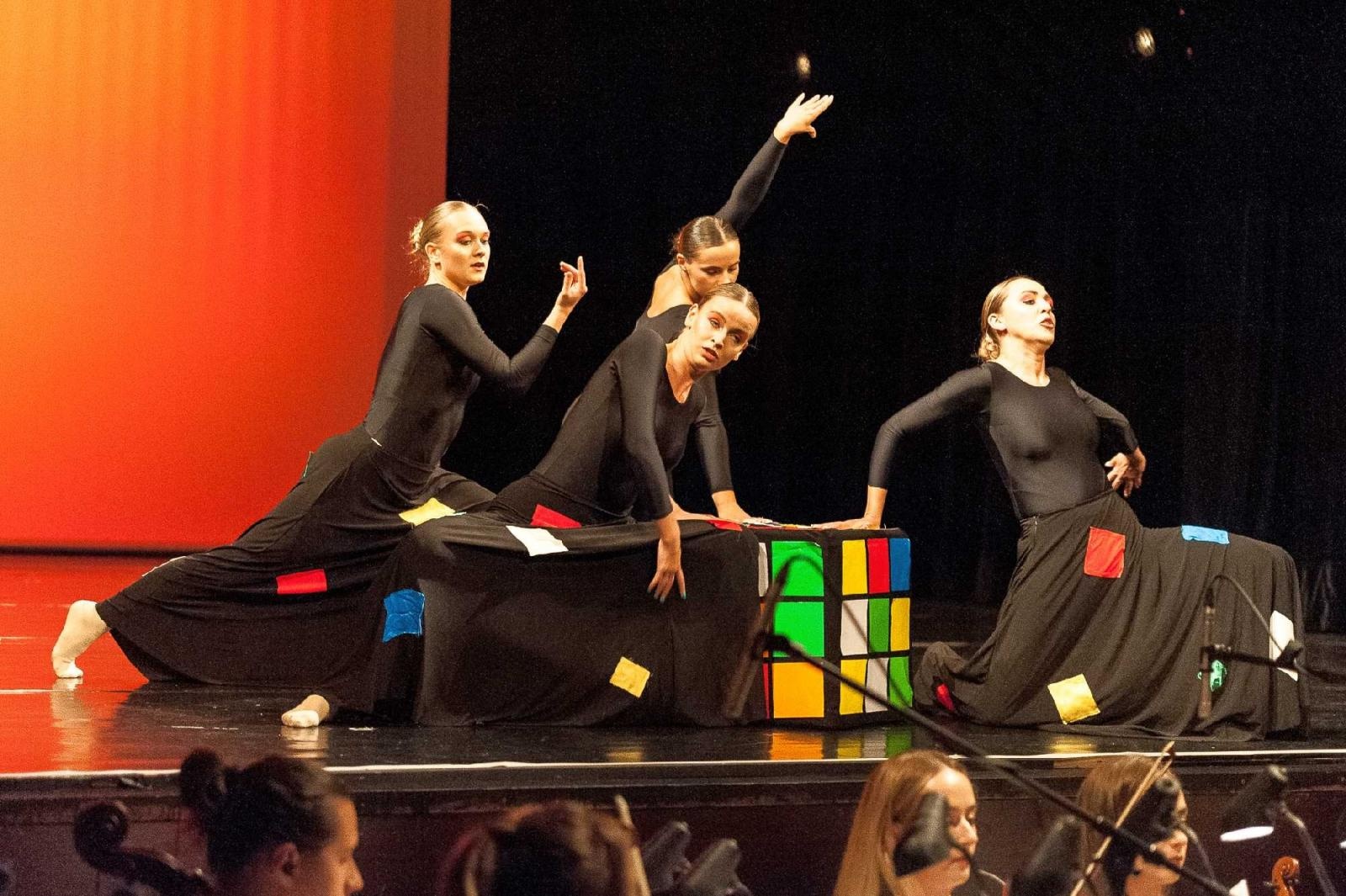 Zdjęcie w galerii na portalu naszraciborz.pl: Raciborscy tancerze zachwycali publiczność w Opawie [FOTO] wiadomości z regionu