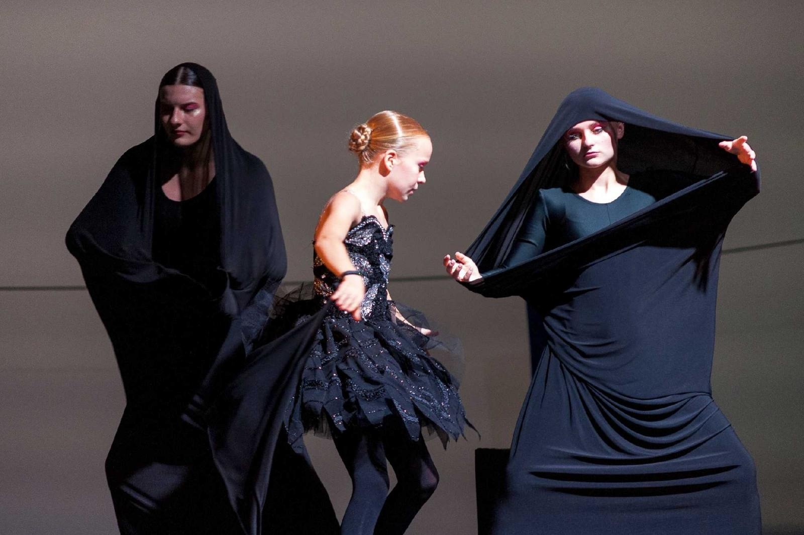 Zdjęcie w galerii na portalu naszraciborz.pl: Raciborscy tancerze zachwycali publiczność w Opawie [FOTO] wiadomości z regionu