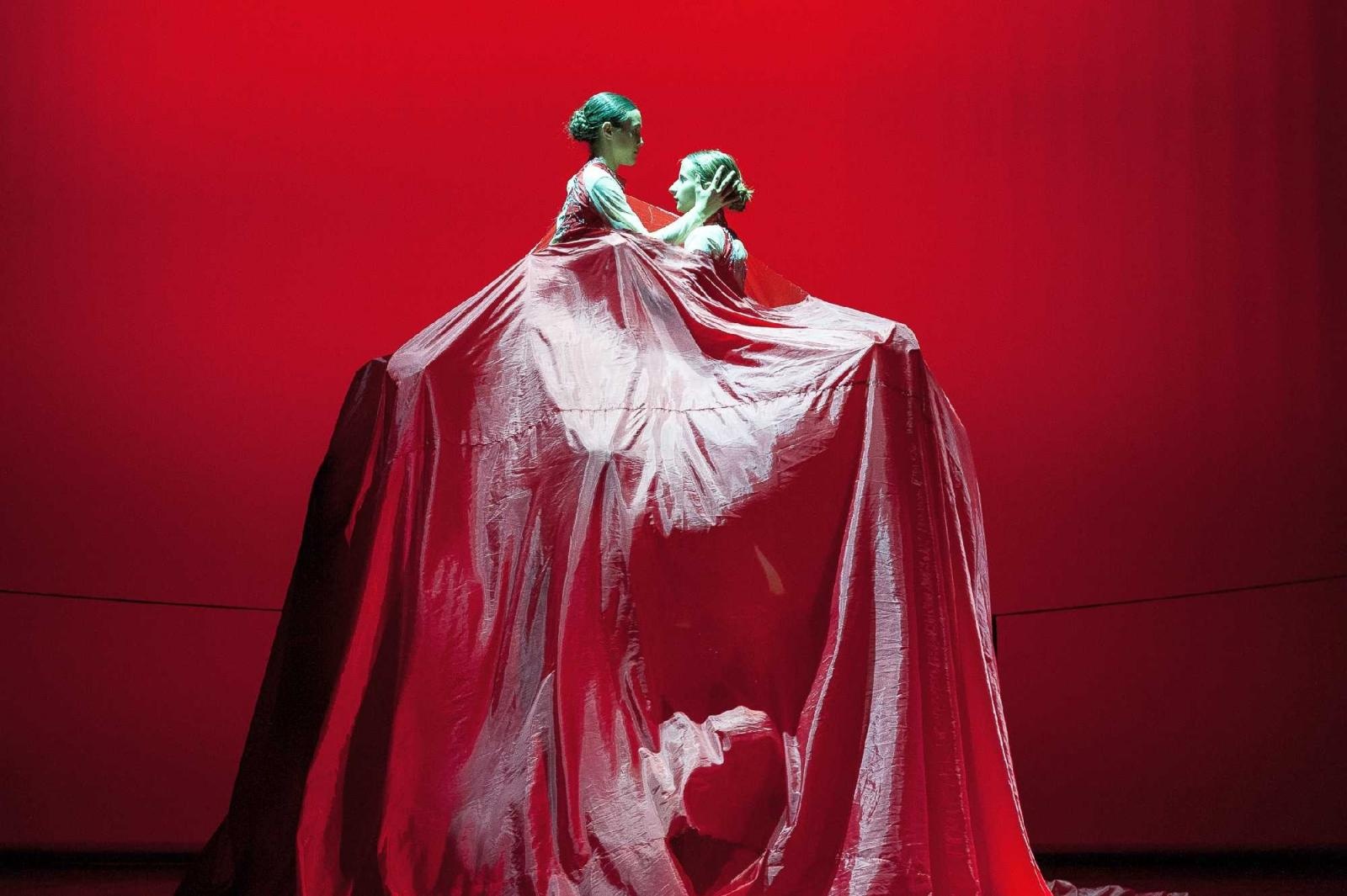 Zdjęcie w galerii na portalu naszraciborz.pl: Raciborscy tancerze zachwycali publiczność w Opawie [FOTO] wiadomości z regionu