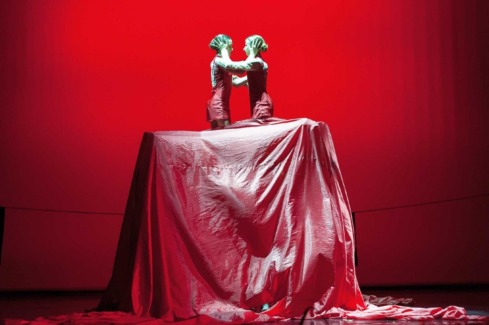 Zdjęcie w galerii na portalu naszraciborz.pl: Raciborscy tancerze zachwycali publiczność w Opawie [FOTO] wiadomości z regionu