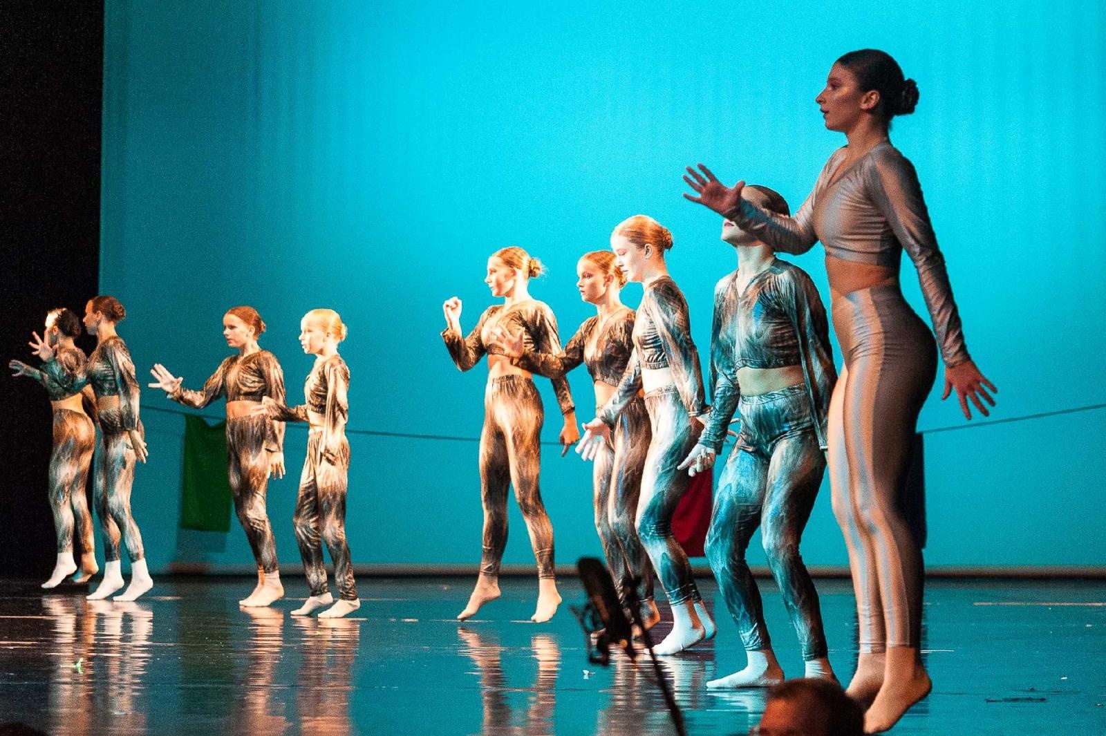 Zdjęcie w galerii na portalu naszraciborz.pl: Raciborscy tancerze zachwycali publiczność w Opawie [FOTO] wiadomości z regionu