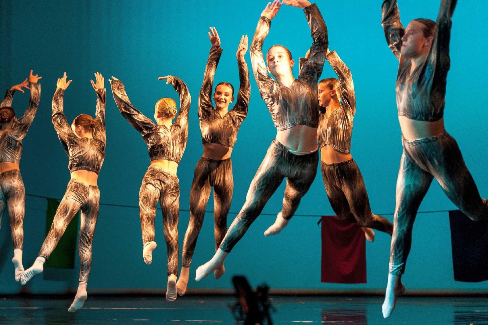 Zdjęcie w galerii na portalu naszraciborz.pl: Raciborscy tancerze zachwycali publiczność w Opawie [FOTO] wiadomości z regionu