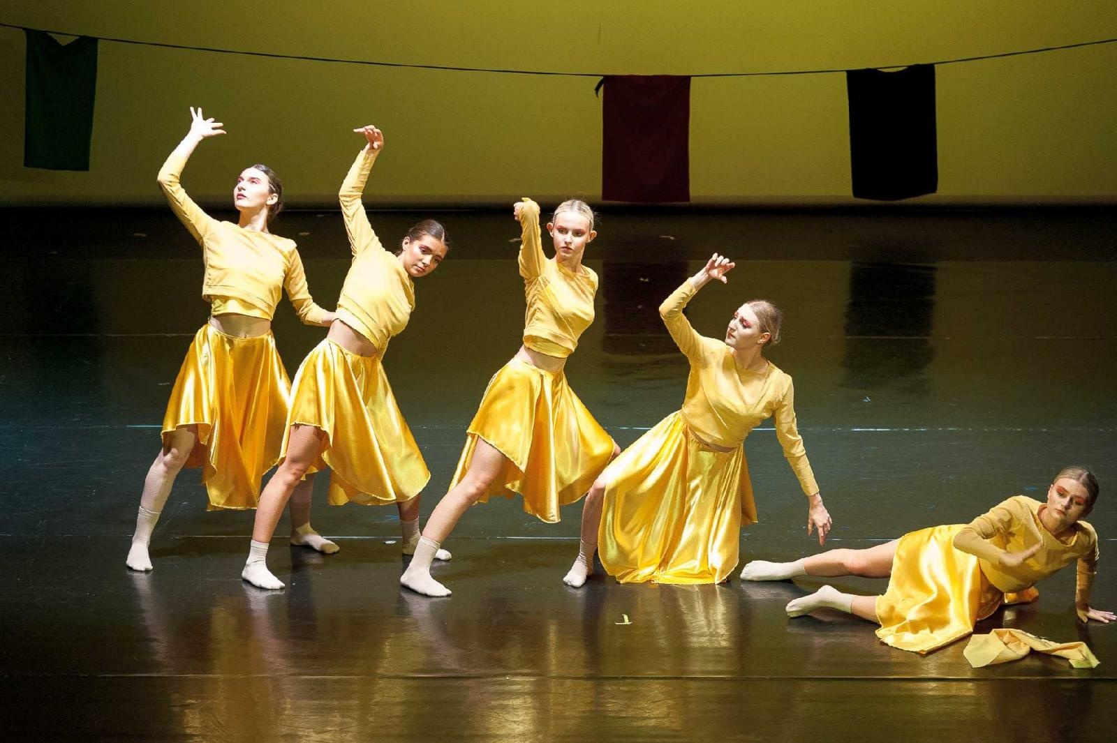 Zdjęcie w galerii na portalu naszraciborz.pl: Raciborscy tancerze zachwycali publiczność w Opawie [FOTO] wiadomości z regionu