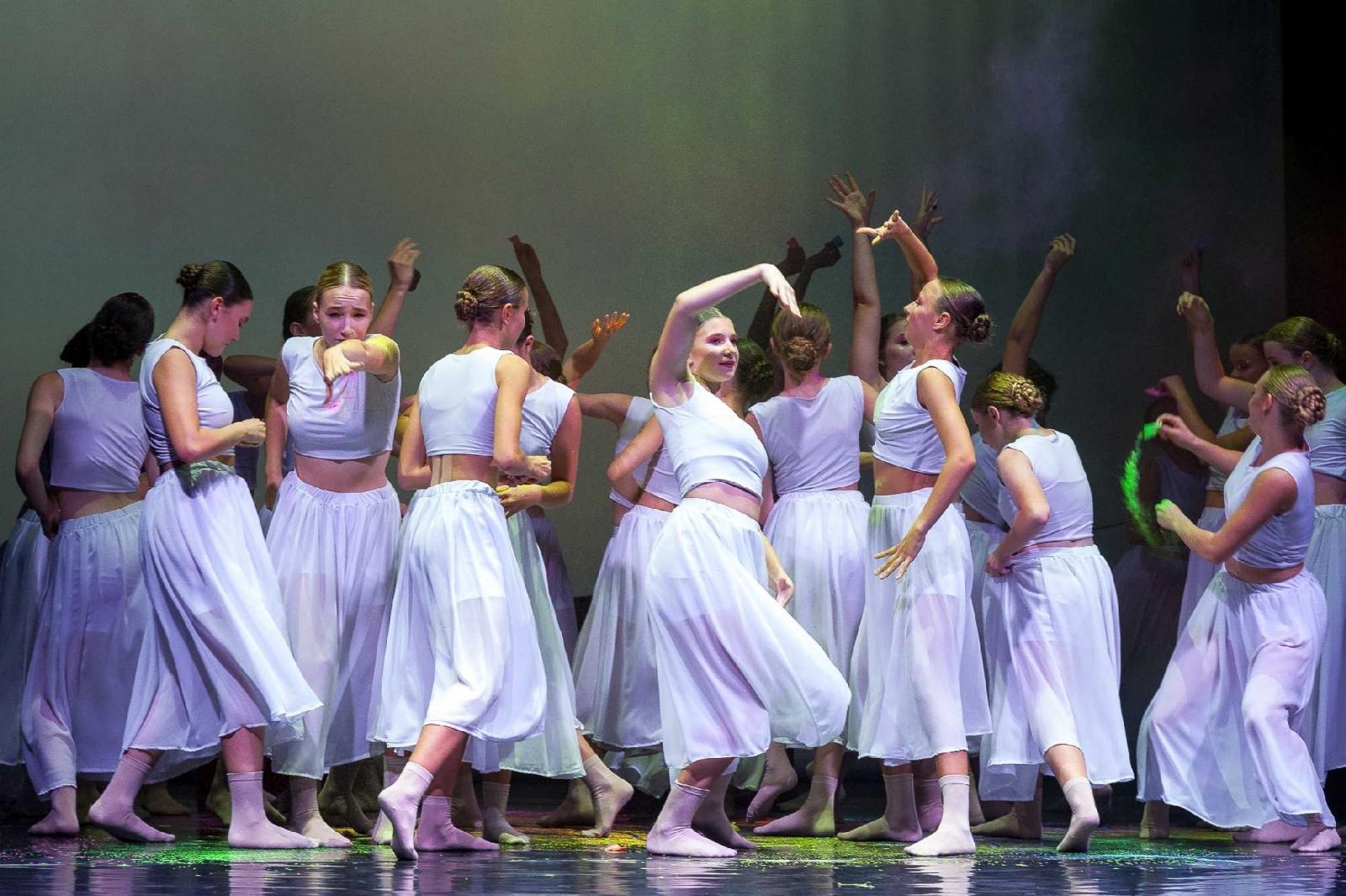 Zdjęcie w galerii na portalu naszraciborz.pl: Raciborscy tancerze zachwycali publiczność w Opawie [FOTO] wiadomości z regionu