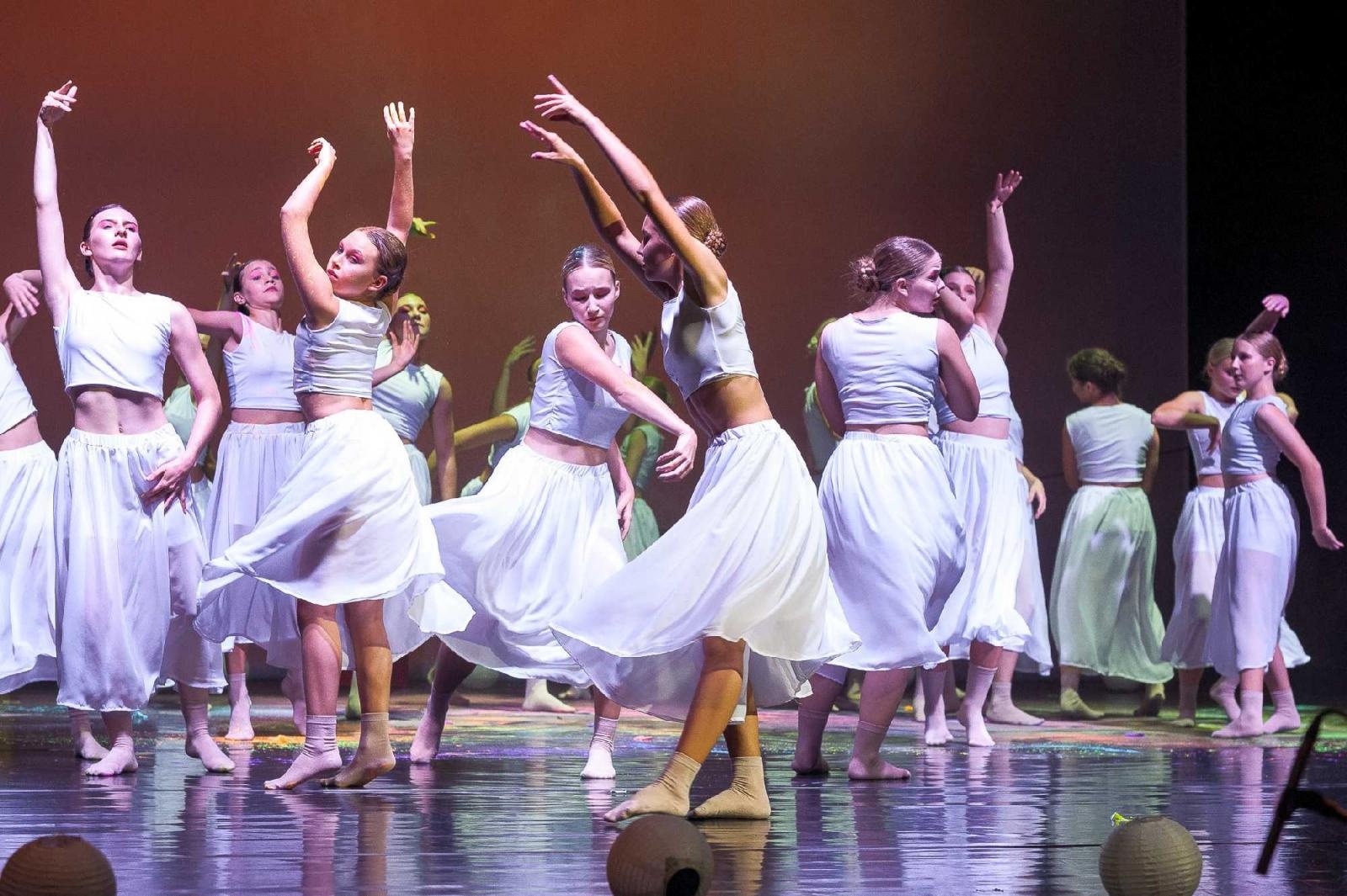 Zdjęcie w galerii na portalu naszraciborz.pl: Raciborscy tancerze zachwycali publiczność w Opawie [FOTO] wiadomości z regionu