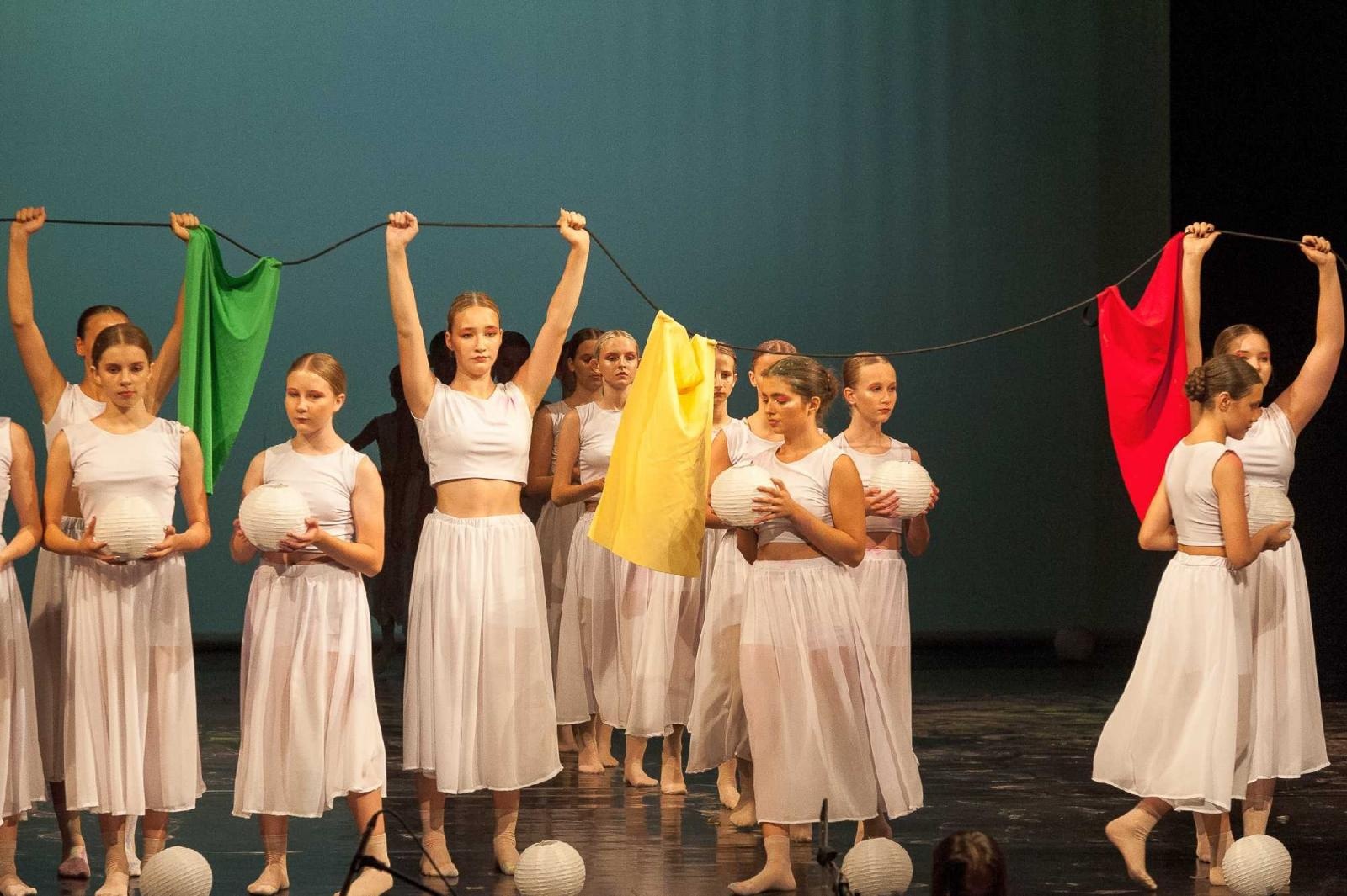 Zdjęcie w galerii na portalu naszraciborz.pl: Raciborscy tancerze zachwycali publiczność w Opawie [FOTO] wiadomości z regionu