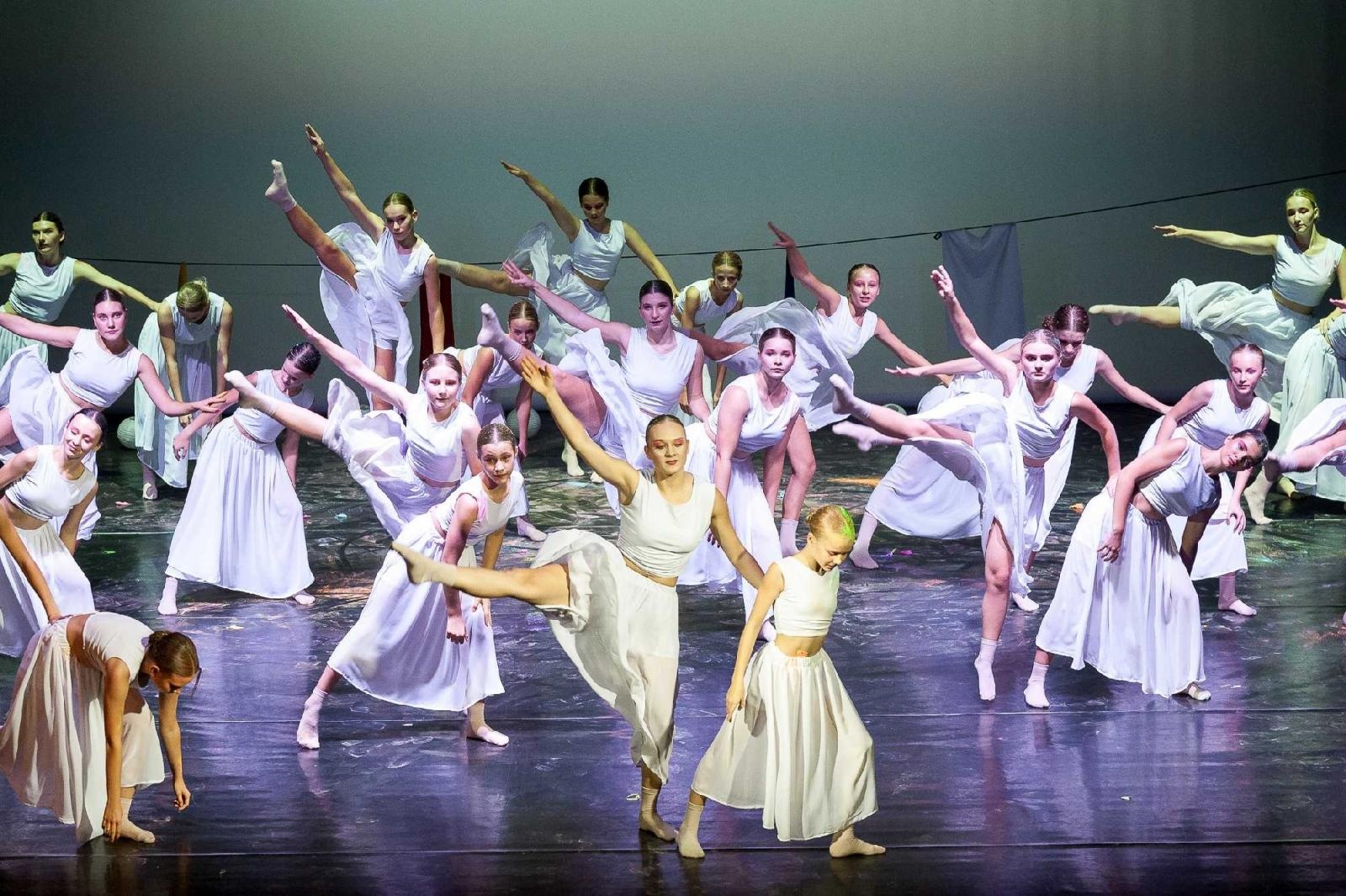 Zdjęcie w galerii na portalu naszraciborz.pl: Raciborscy tancerze zachwycali publiczność w Opawie [FOTO] wiadomości z regionu
