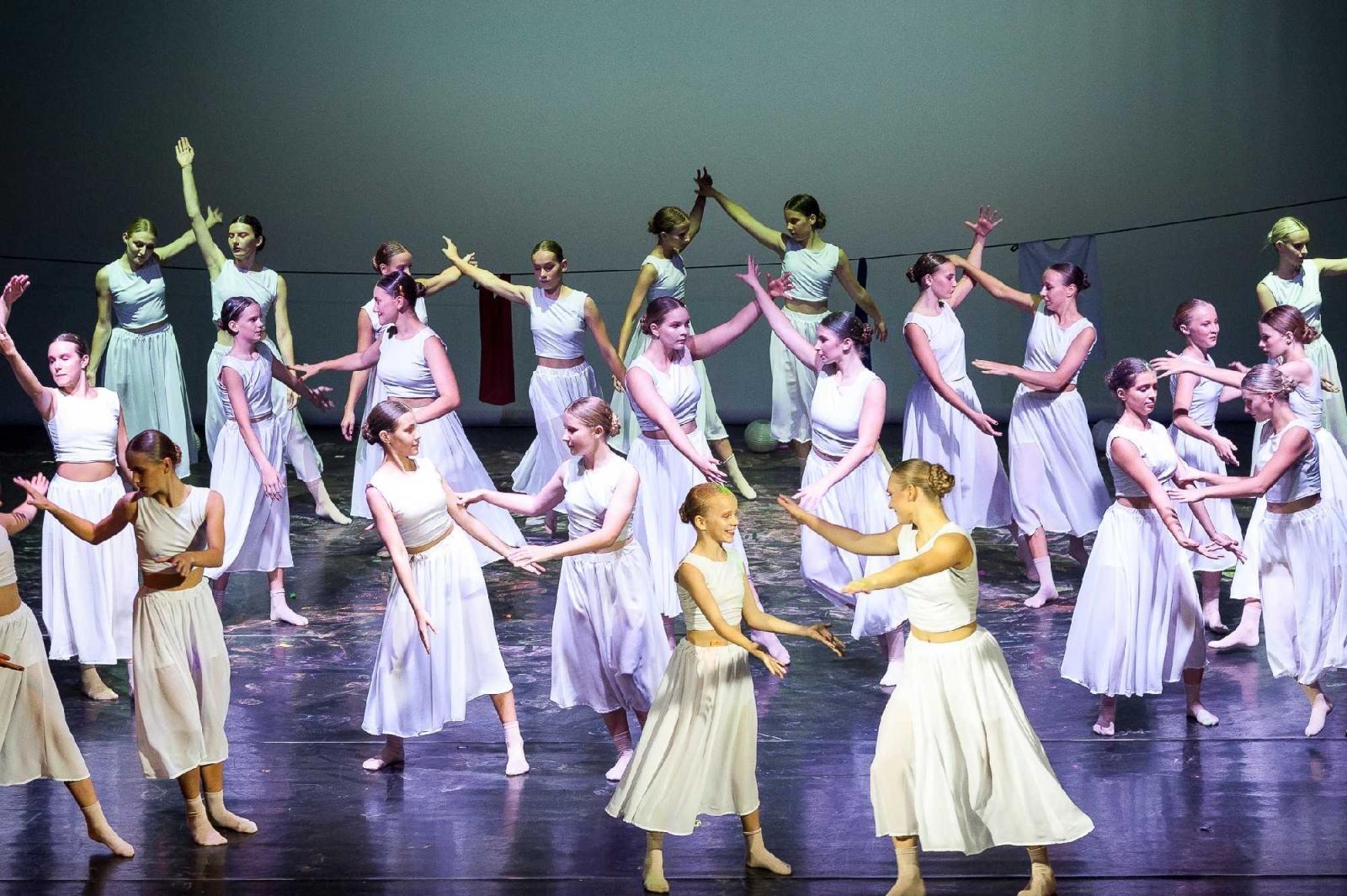 Zdjęcie w galerii na portalu naszraciborz.pl: Raciborscy tancerze zachwycali publiczność w Opawie [FOTO] wiadomości z regionu