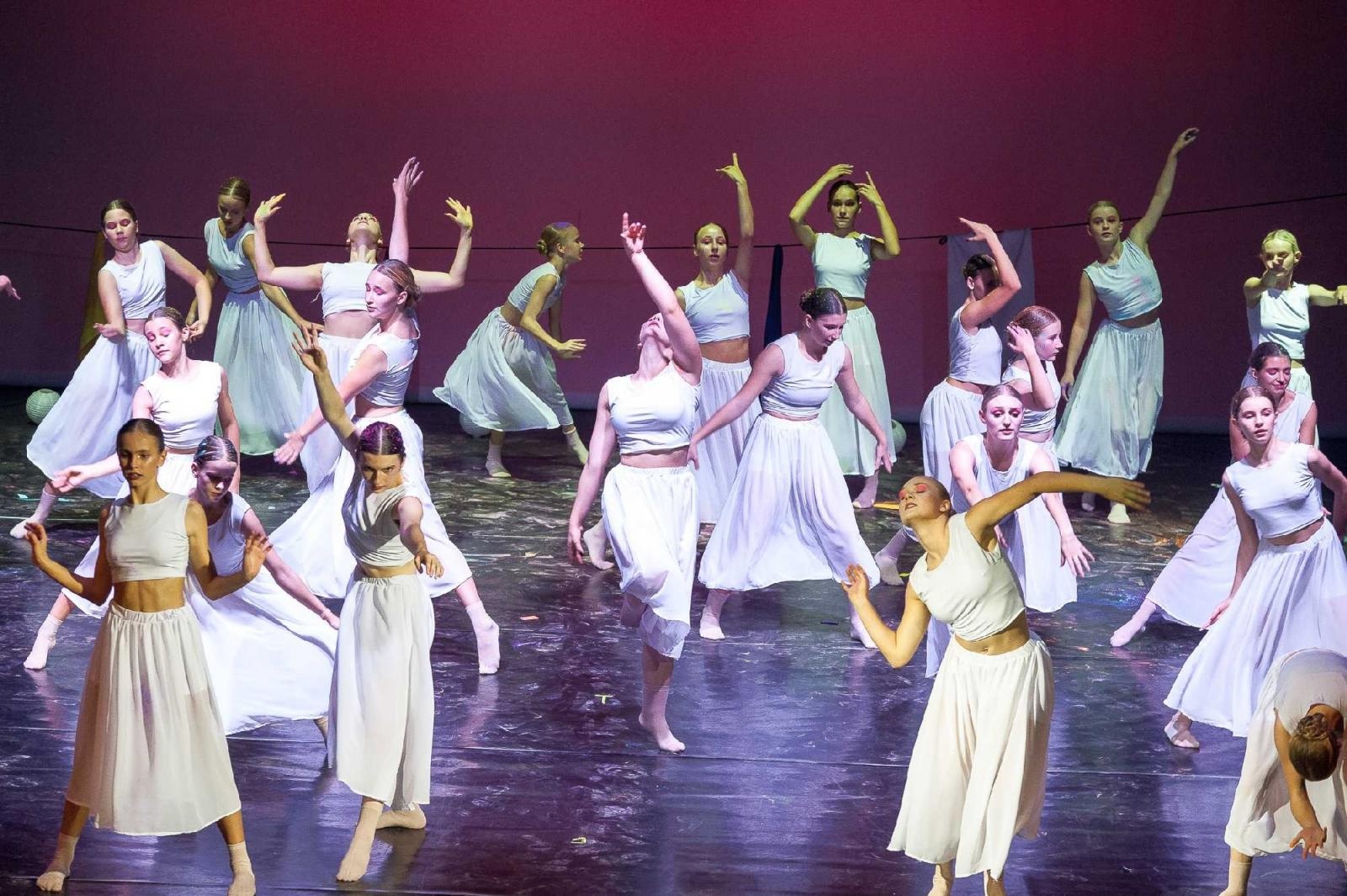 Zdjęcie w galerii na portalu naszraciborz.pl: Raciborscy tancerze zachwycali publiczność w Opawie [FOTO] wiadomości z regionu