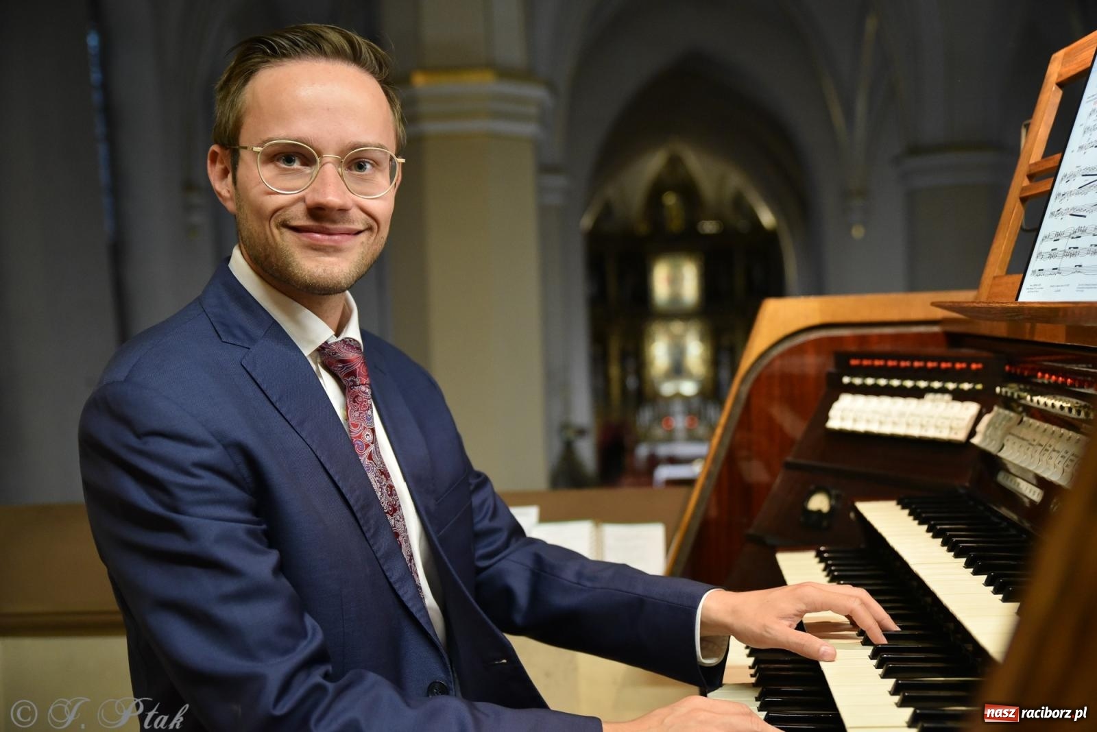 Zdjęcie w galerii na portalu naszraciborz.pl: Dr Martin Gregorius koncertował w kościele farnym wiadomości z regionu