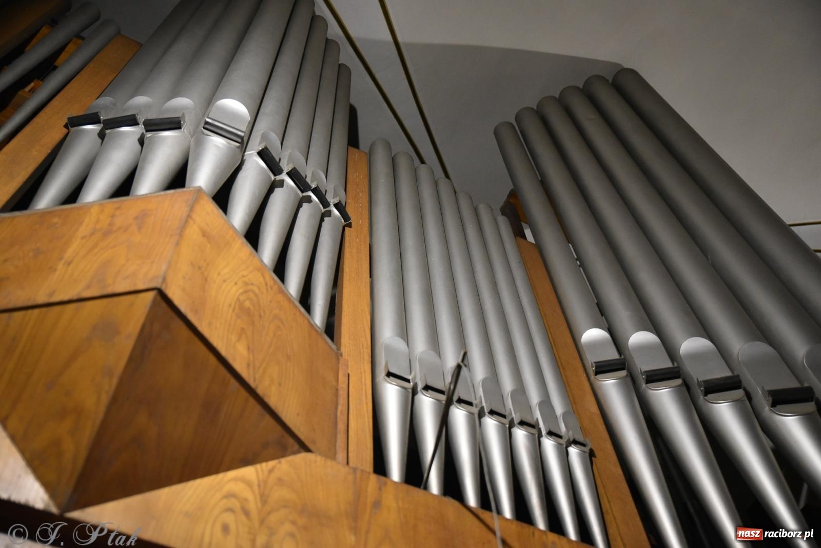 Zdjęcie w galerii na portalu naszraciborz.pl: Dr Martin Gregorius koncertował w kościele farnym wiadomości z regionu