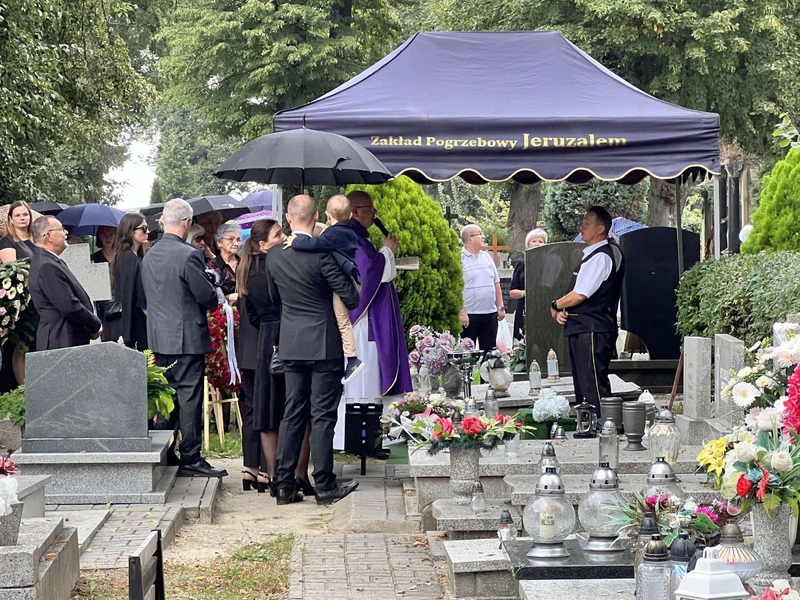 Zdjęcie w galerii na portalu naszraciborz.pl: Na Jeruzalem pożegnano doktor Krystynę Góral [WIDEO] wiadomości z regionu