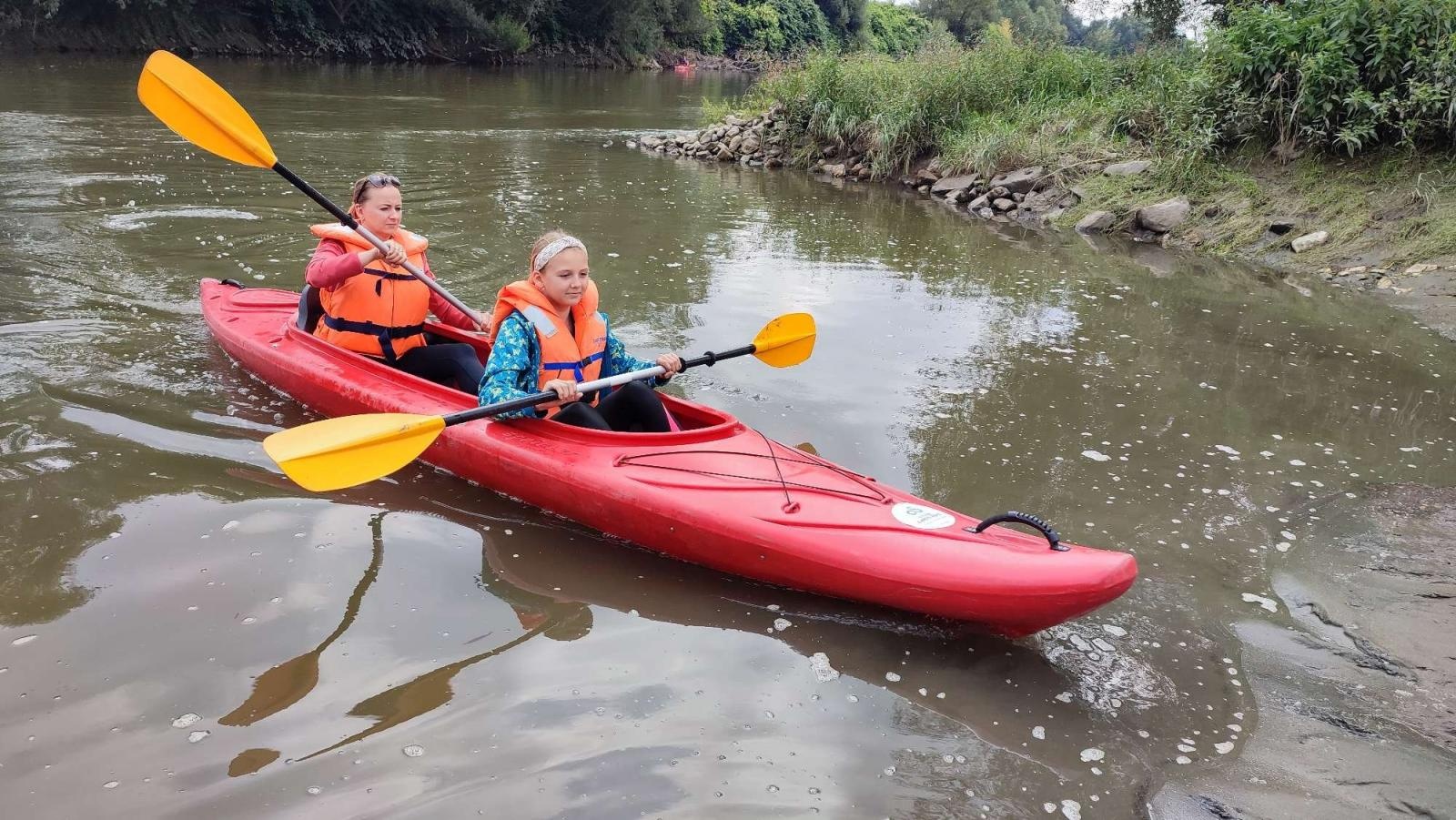 Zdjęcie w galerii na portalu naszraciborz.pl: Spływ do Sławikowa na finał Wakacji w powiecie [FOTO] wiadomości z regionu
