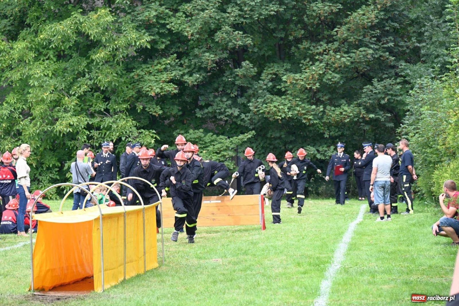 Zdjęcie w galerii na portalu naszraciborz.pl: Najmłodsi strażacy stanęli do rywalizacji w Krzyżanowicach wiadomości z regionu