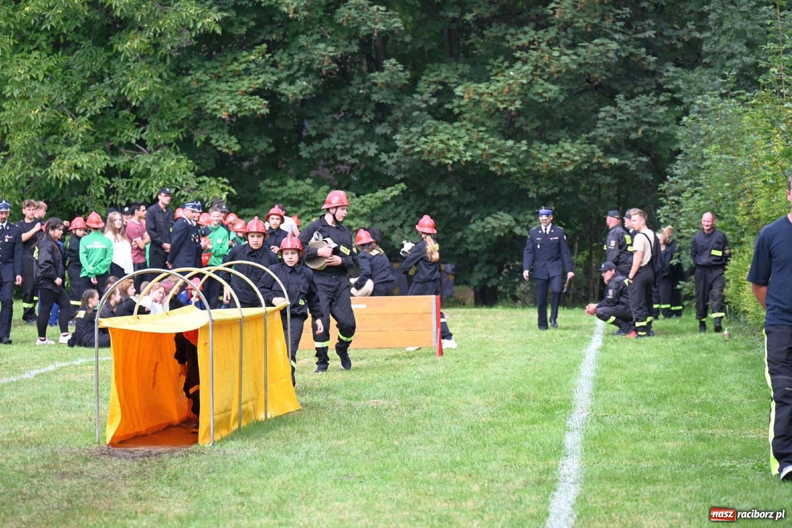 Zdjęcie w galerii na portalu naszraciborz.pl: Najmłodsi strażacy stanęli do rywalizacji w Krzyżanowicach wiadomości z regionu