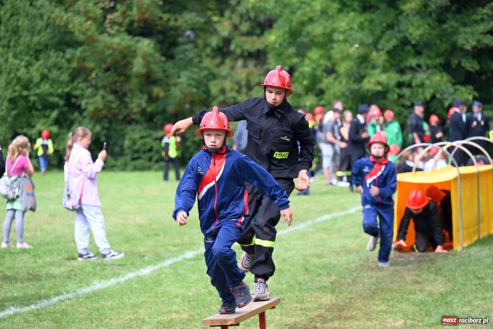 Zdjęcie w galerii na portalu naszraciborz.pl: Najmłodsi strażacy stanęli do rywalizacji w Krzyżanowicach wiadomości z regionu