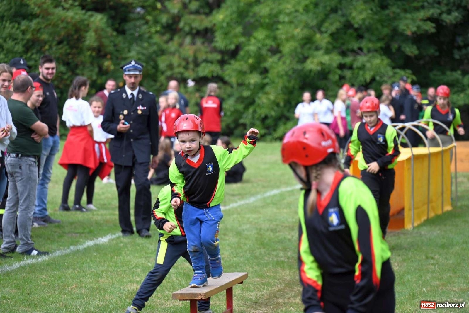 Zdjęcie w galerii na portalu naszraciborz.pl: Najmłodsi strażacy stanęli do rywalizacji w Krzyżanowicach wiadomości z regionu