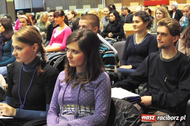 Zdjęcie w galerii na portalu naszraciborz.pl: O autyzmie wiemy wciąż za mało wiadomości z regionu