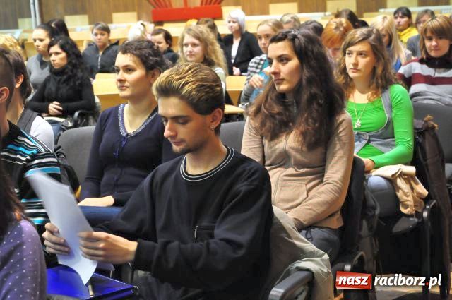 Zdjęcie w galerii na portalu naszraciborz.pl: O autyzmie wiemy wciąż za mało wiadomości z regionu