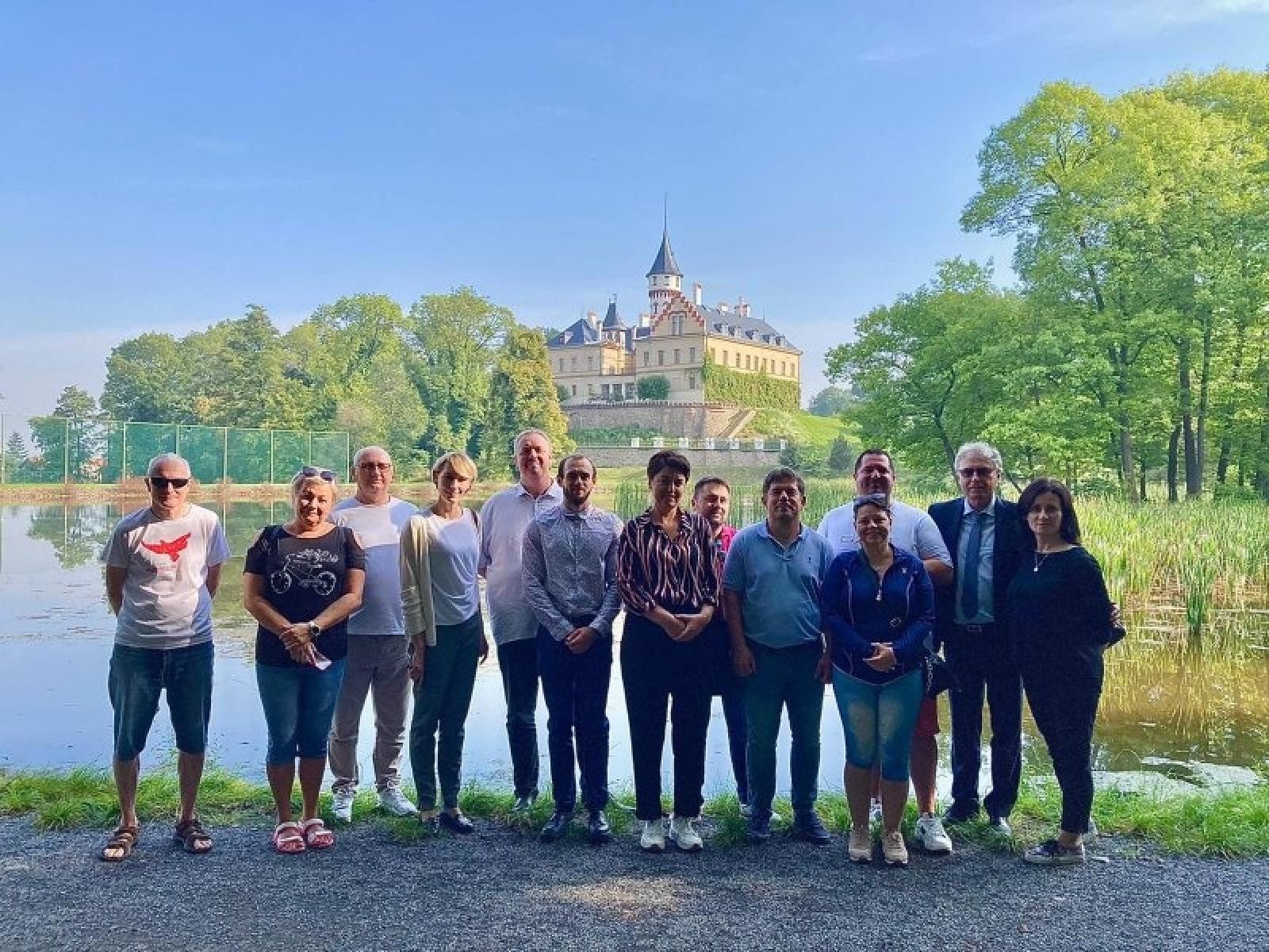 Zdjęcie w galerii na portalu naszraciborz.pl: Budka marzeń. Raciborscy urzędnicy w gościach w Czechach wiadomości z regionu