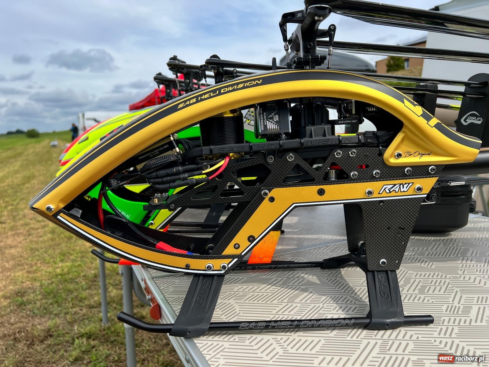 Zdjęcie w galerii na portalu naszraciborz.pl: Ruszyło raciborskie air show. Organizatorzy zapraszają na międzywale wiadomości z regionu