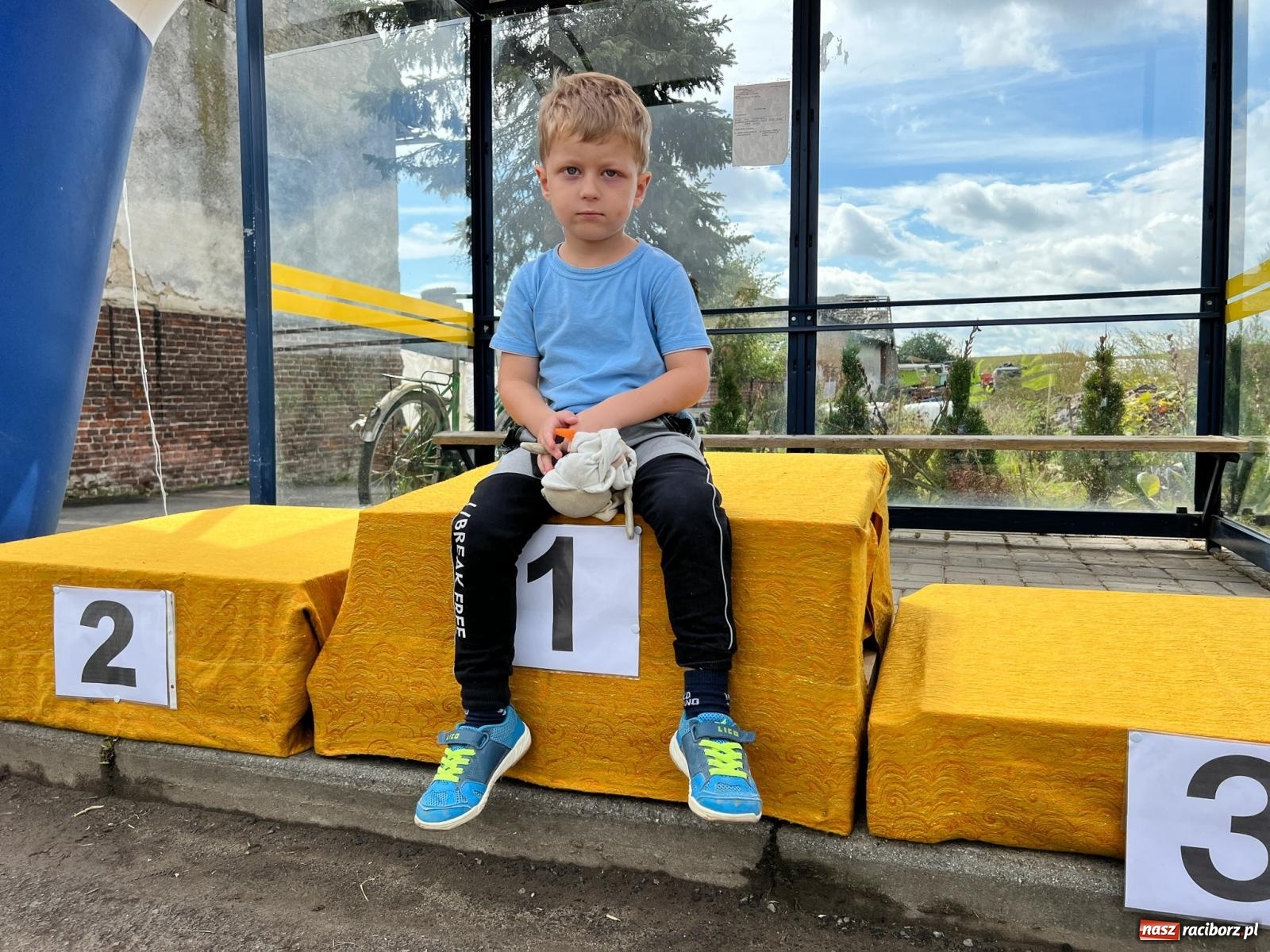 Zdjęcie w galerii na portalu naszraciborz.pl: II Rajtowanie szlakiem kurierów w Gamowie [FOTO i WIDEO] wiadomości z regionu