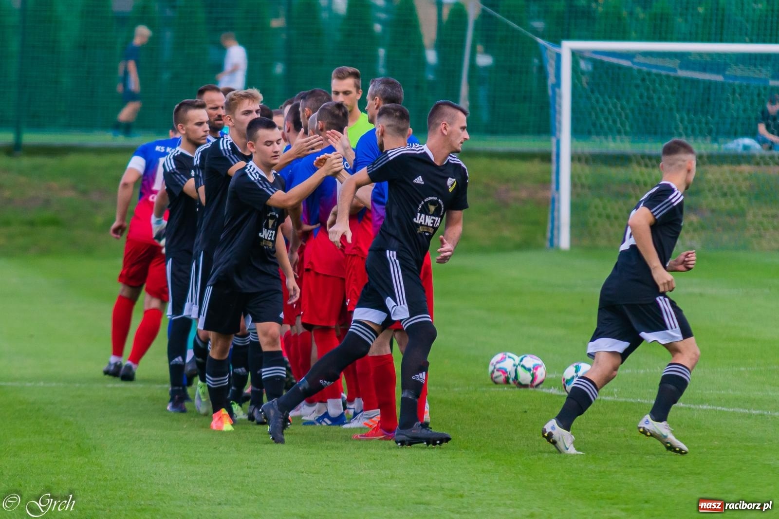 Zdjęcie w galerii na portalu naszraciborz.pl: Kolejarz Chałupki pierwszym pogromcą Silesii Lubomia [FOTO] wiadomości z regionu