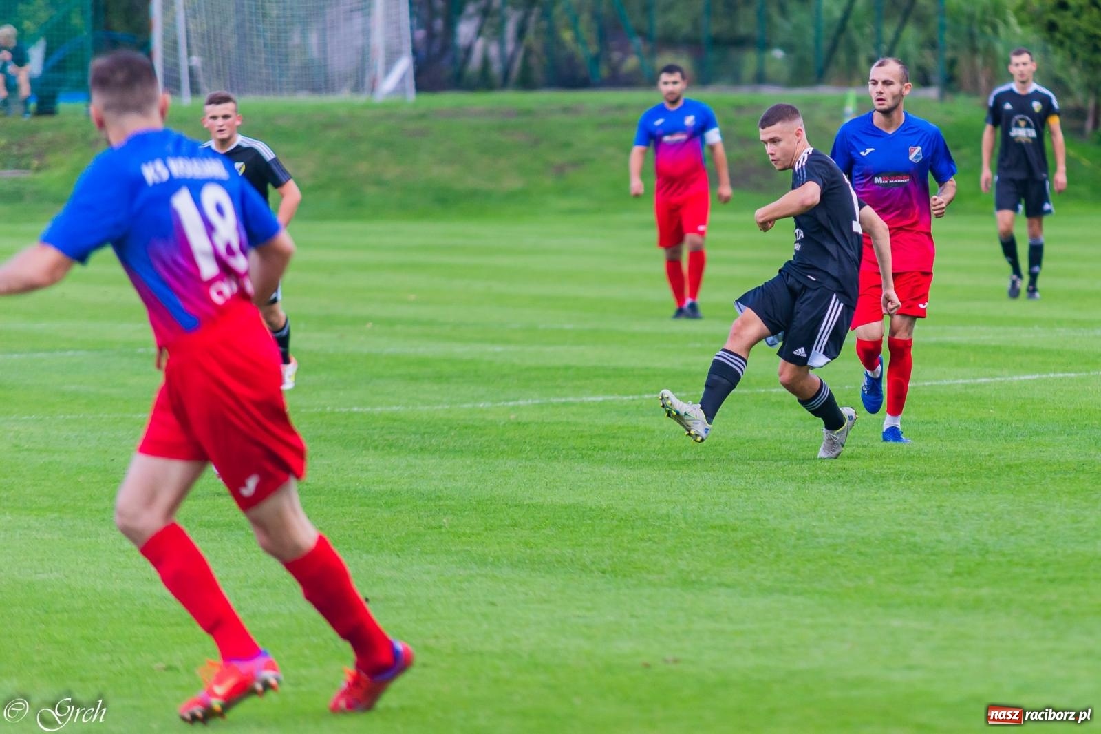 Zdjęcie w galerii na portalu naszraciborz.pl: Kolejarz Chałupki pierwszym pogromcą Silesii Lubomia [FOTO] wiadomości z regionu