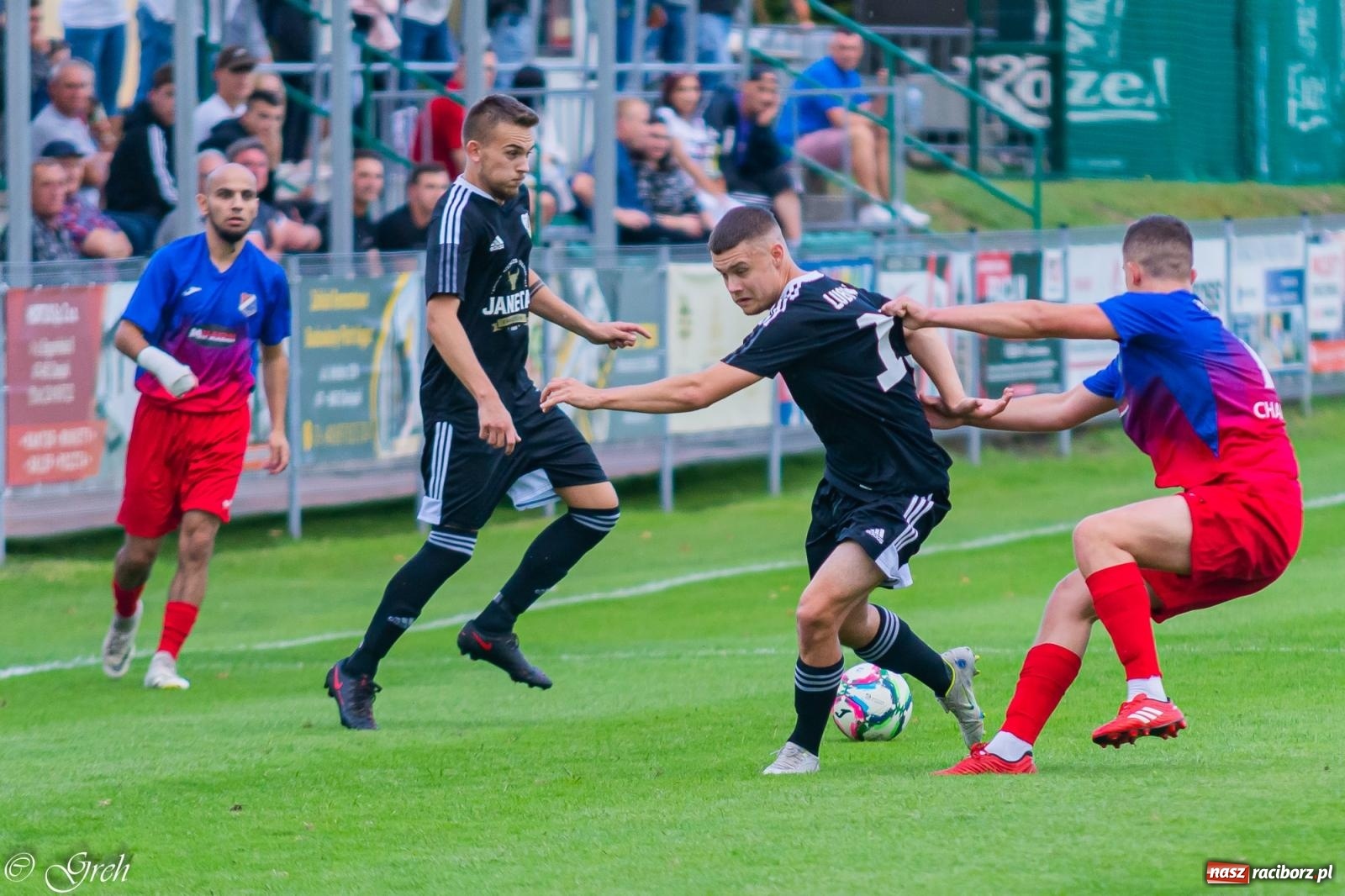 Zdjęcie w galerii na portalu naszraciborz.pl: Kolejarz Chałupki pierwszym pogromcą Silesii Lubomia [FOTO] wiadomości z regionu