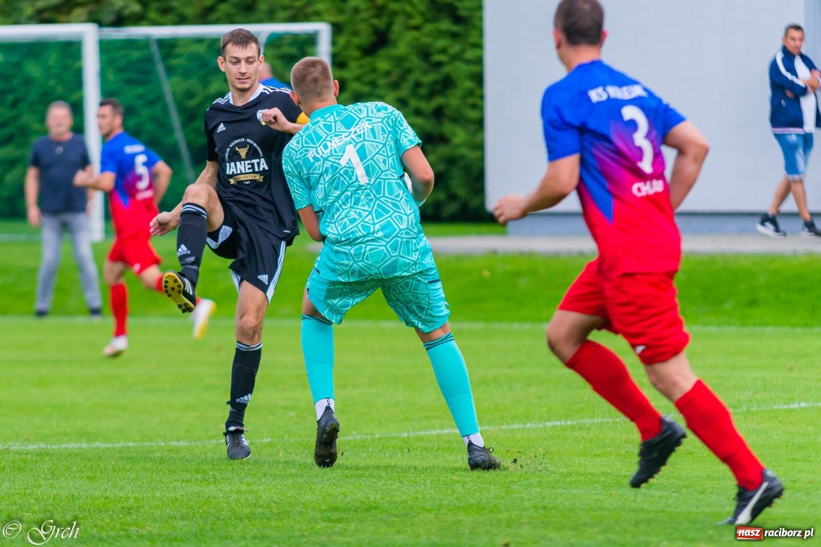 Zdjęcie w galerii na portalu naszraciborz.pl: Kolejarz Chałupki pierwszym pogromcą Silesii Lubomia [FOTO] wiadomości z regionu