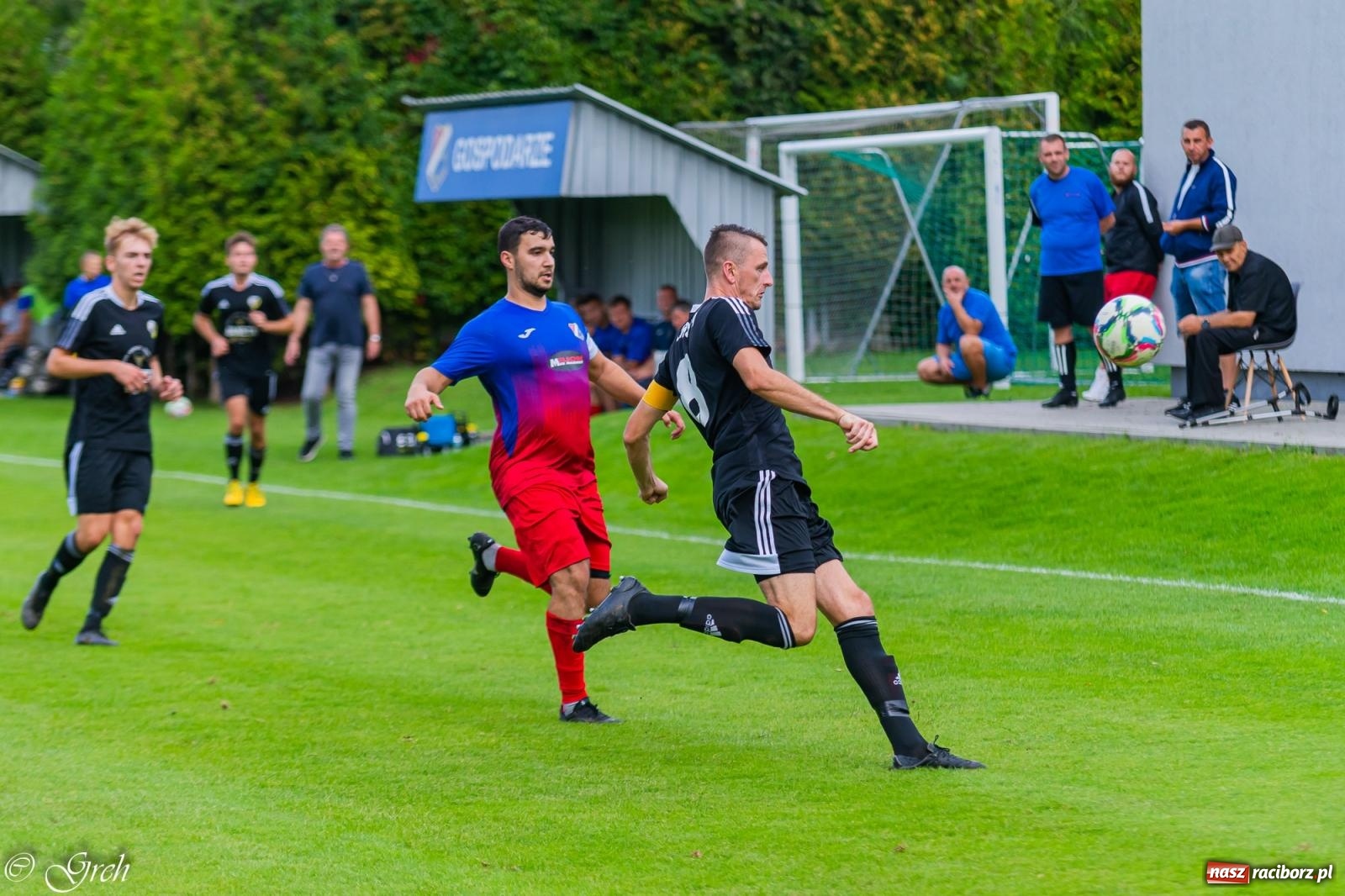 Zdjęcie w galerii na portalu naszraciborz.pl: Kolejarz Chałupki pierwszym pogromcą Silesii Lubomia [FOTO] wiadomości z regionu